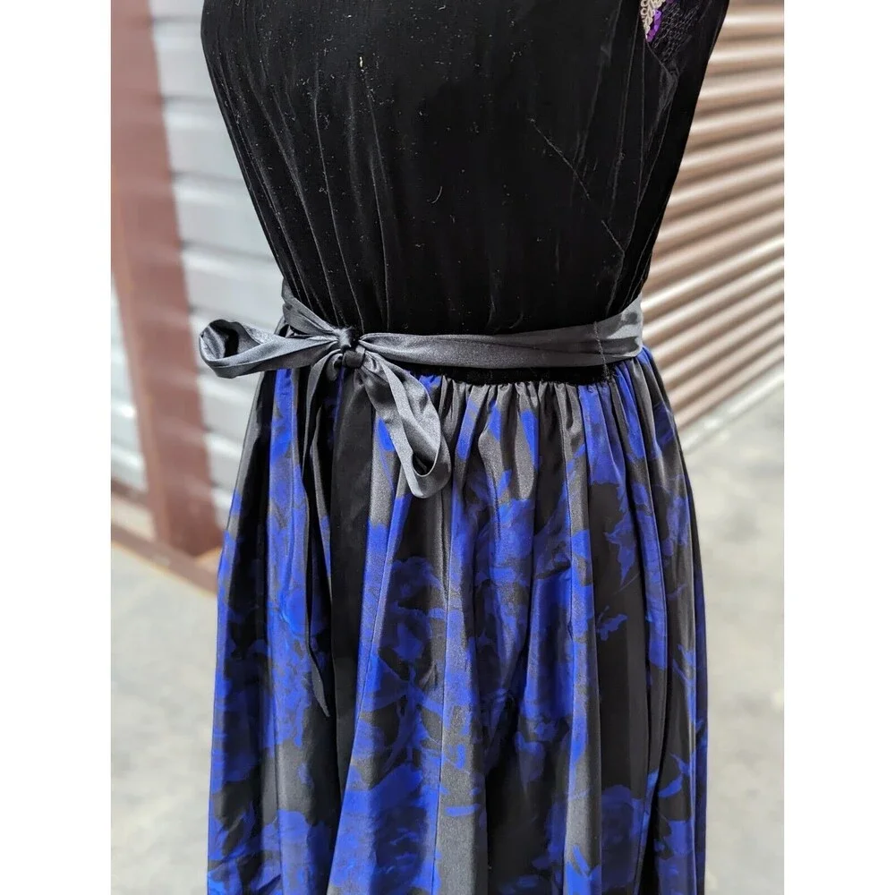 Aidan Mattox Black and Blue Maxi Dress - Picture 11 of 12